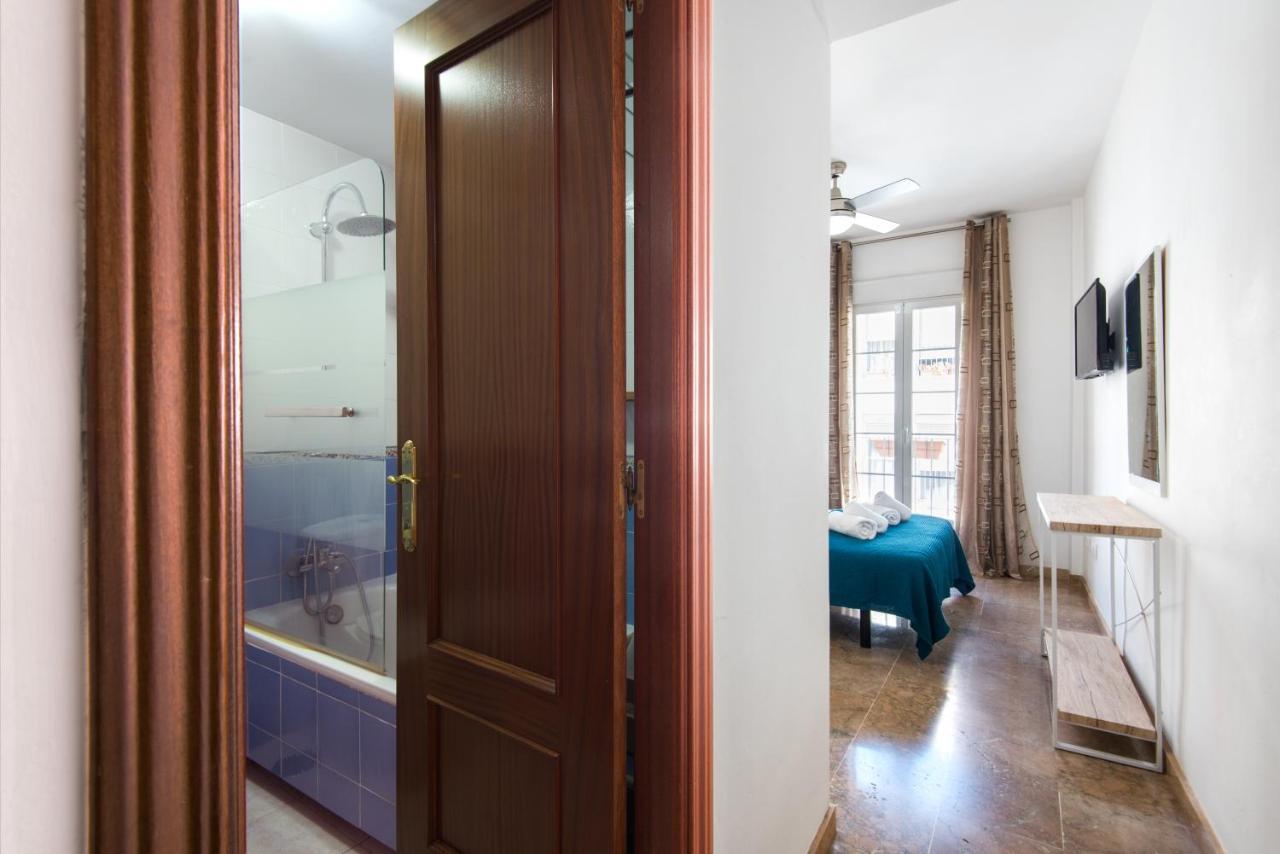 Center Apartment 2Bed 2B Aircon Wif And Parking Free 马拉加 外观 照片