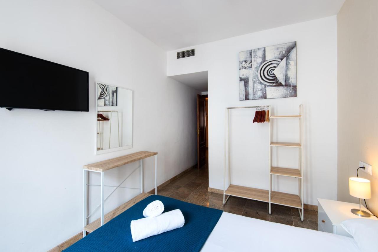 Center Apartment 2Bed 2B Aircon Wif And Parking Free 马拉加 外观 照片